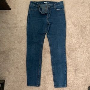 Super skinny mid rise jeans